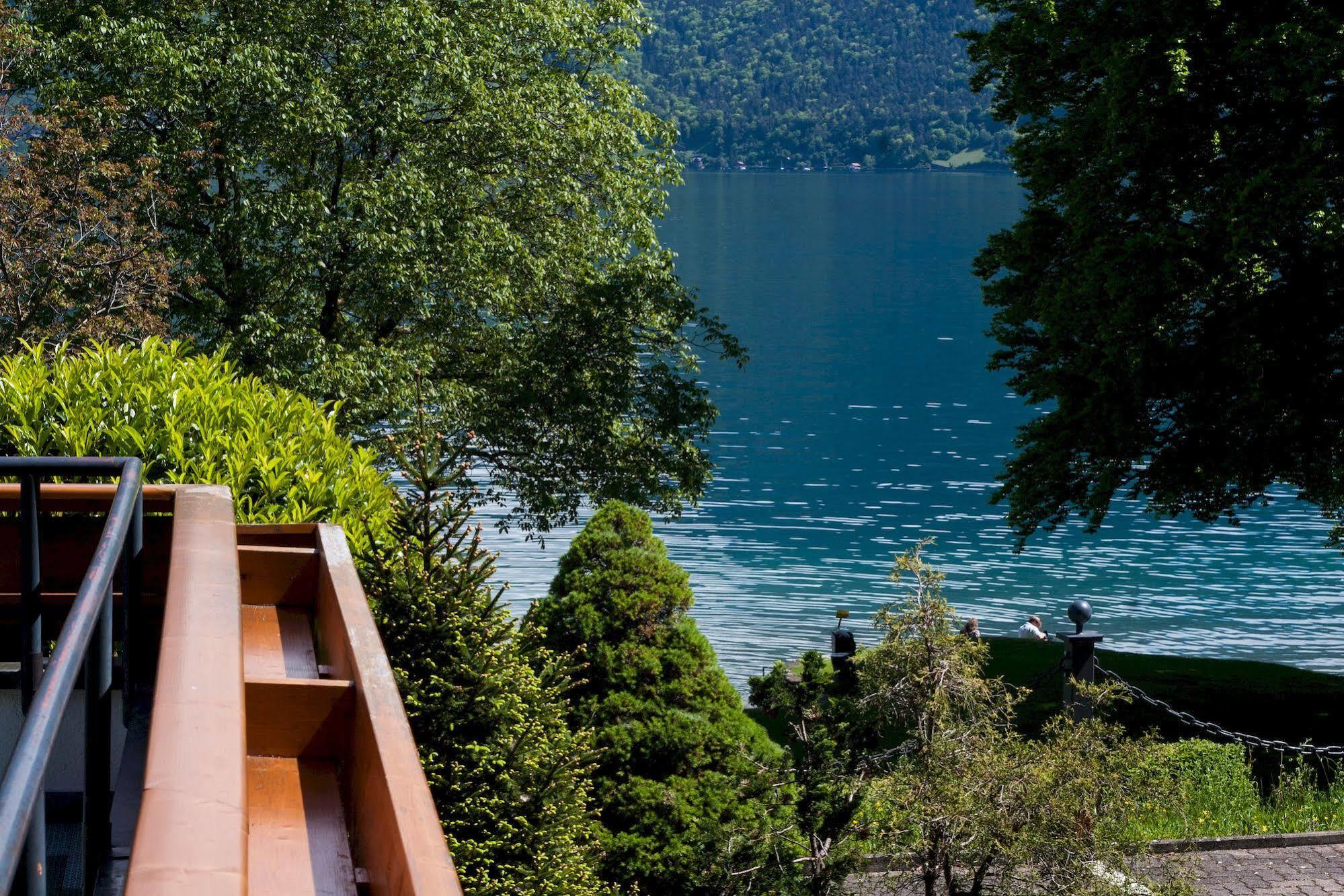 Seehotel Boutique Jaegerhof-Hubertus Faulensee Exterior foto
