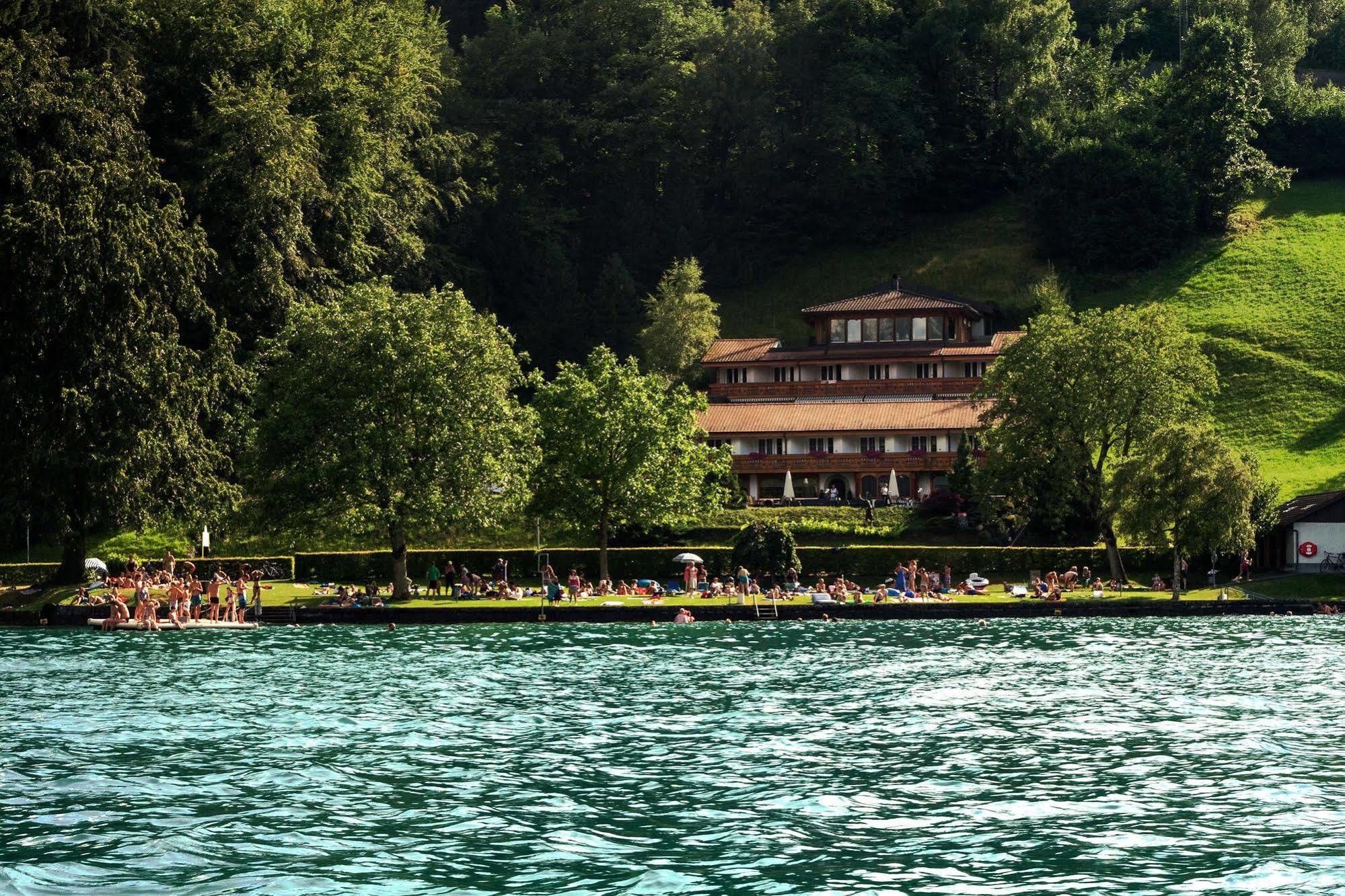 Seehotel Boutique Jaegerhof-Hubertus Faulensee Exterior foto